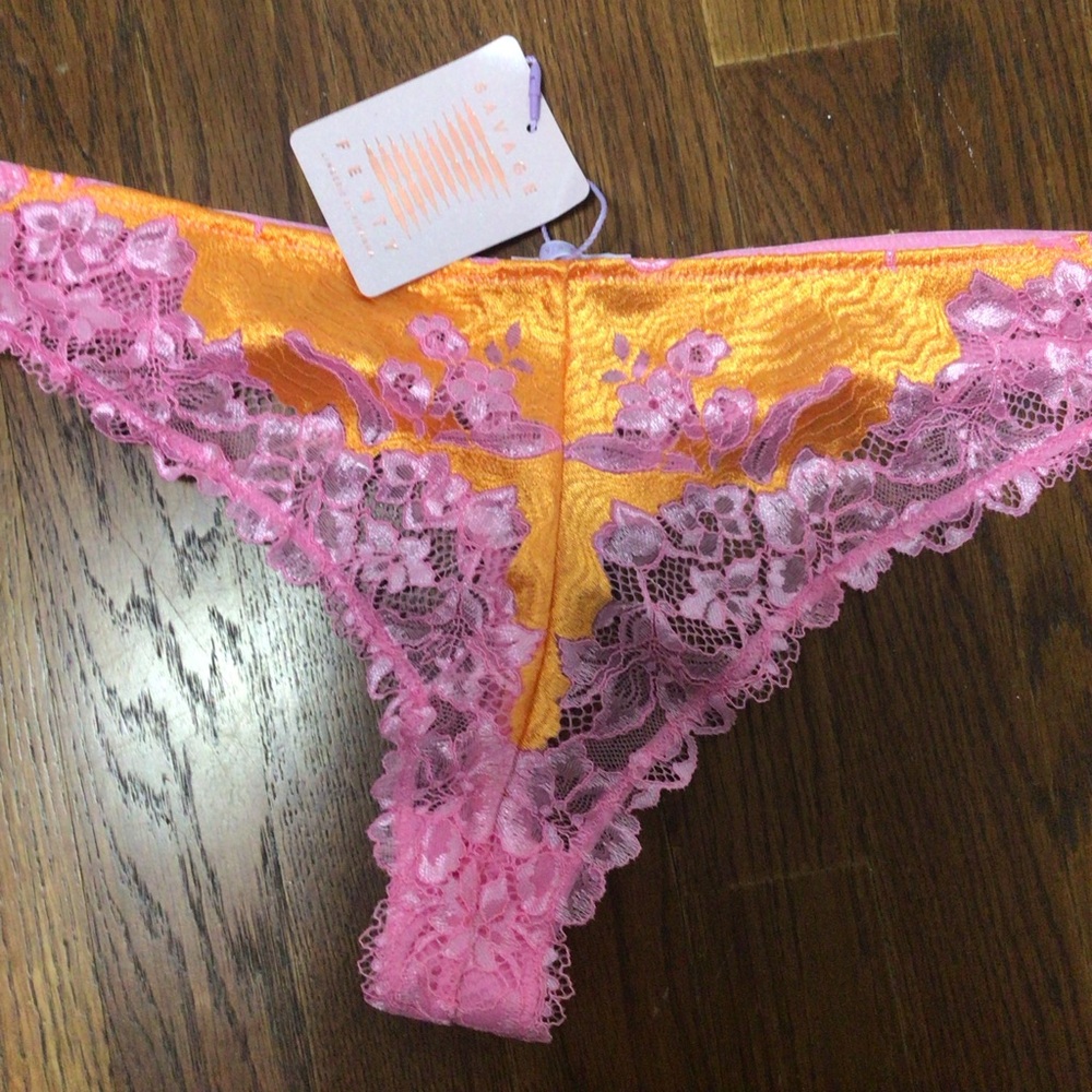 NWT Savage X Fenty lace trim panties womens L